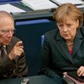 Wolfgang Schäuble in Angela Merkel.