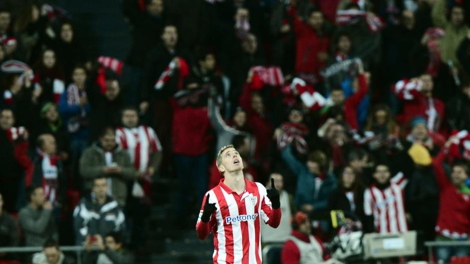 Iker Muniain proslavlja zadetek proti Barceloni