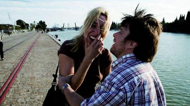 Scenarista in režiserja Álvaro Pastor in Antonio Naharro sta se z glavnim igralc