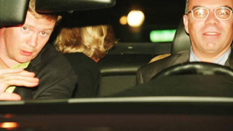 Nesreča princese Diane še vedno buri duhove.