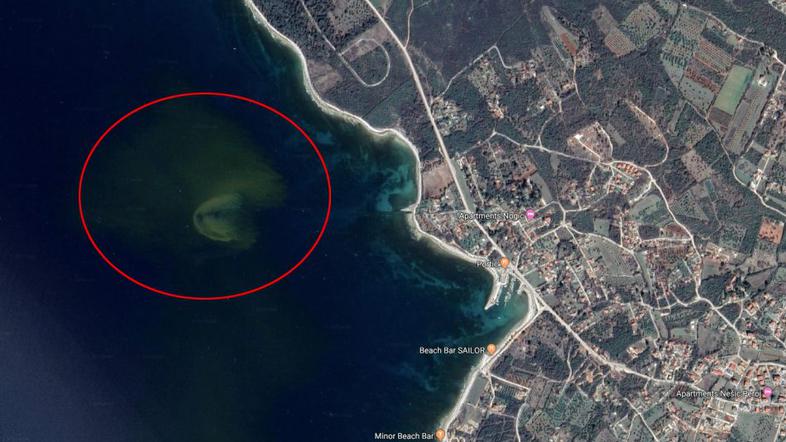 Oblak fekalij pri Peroju