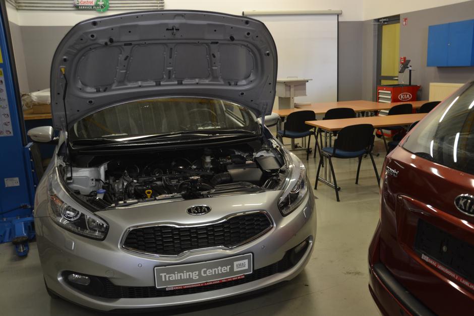 Servisna delavnica | Avtor: Gregor Prebil