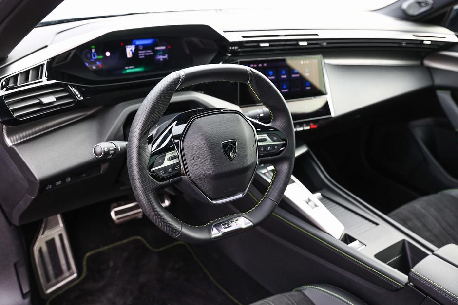 Peugeot 408 | Avtor: Saša Despot