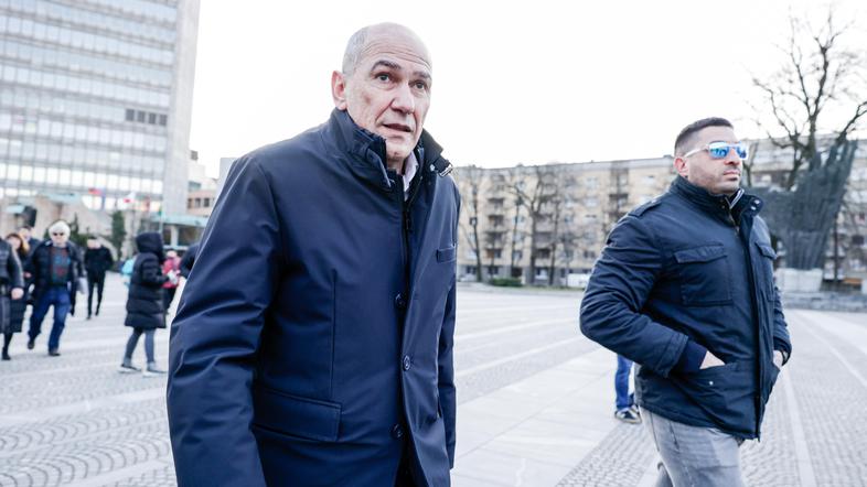 protestni shod, ki ga organizirata Inštitut 1.oktober in ljudska iniciativa Glas upokojencev, Janez Janša