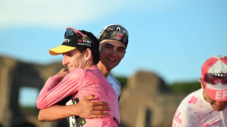 Simon Yates in Isaac del Toro