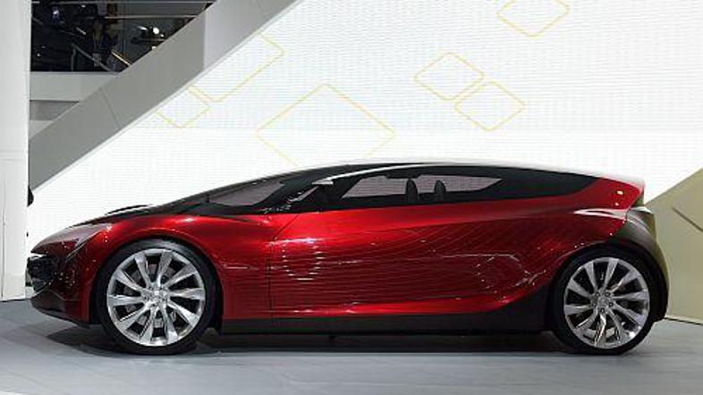 Eden od največjih letošnjih avtomobilskih dogodkov bo postregel z veliko pločevi