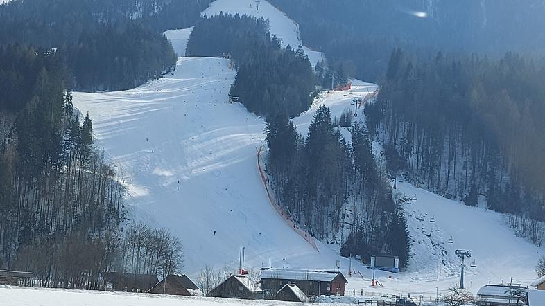 Kranjska Gora, zima, turizem, Podkoren, smučanje