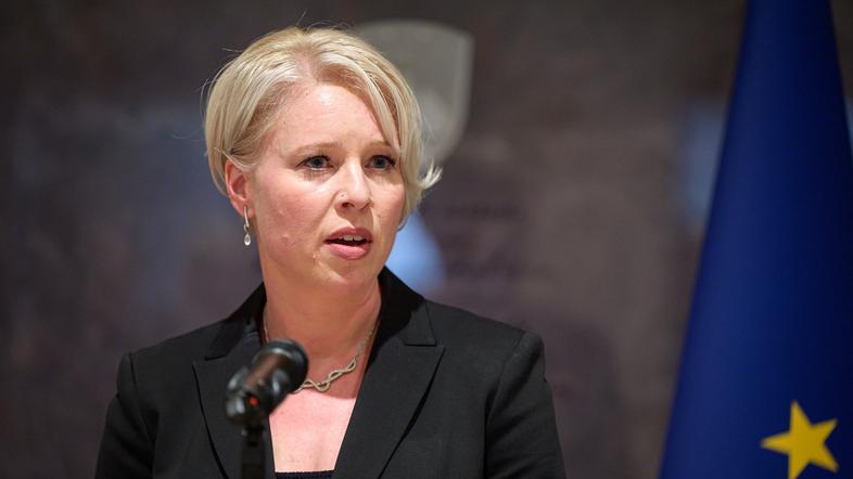 Urška Klakočar Zupančič, državni zbor