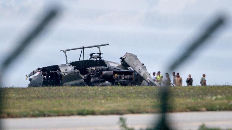 strmoglavljenje helikopter češka