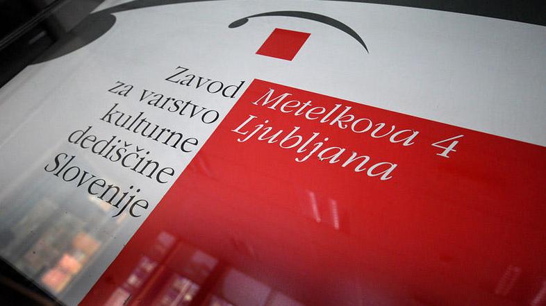 ZVKDS ima novo škodo roomster, tri škode fabie in tri škode yeti. (Foto: Anže Pe