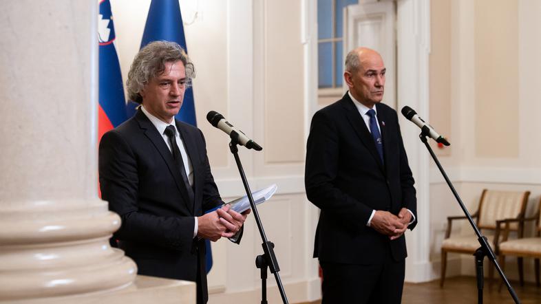 Robert Golob, Janez Janša