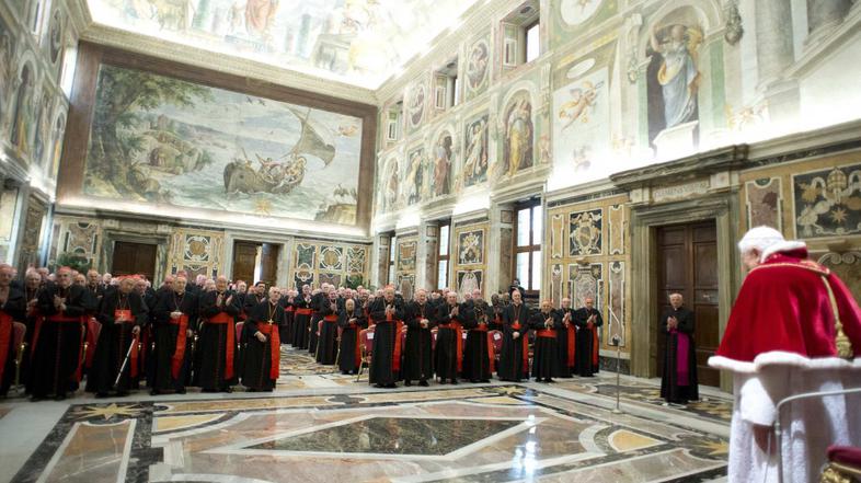 Nagovor papeža kardinalov