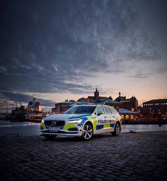 Volvo V90 