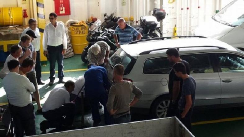 reševanje otroka iz zaklenjenega avta