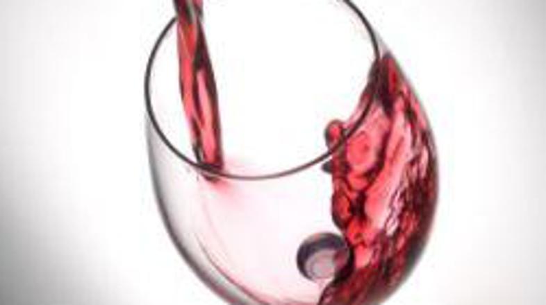 Kozarček ne škodi in spodbuja misli.