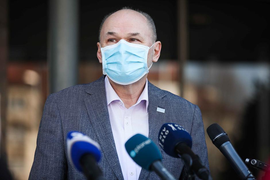 cepljenje | Avtor: Saša Despot