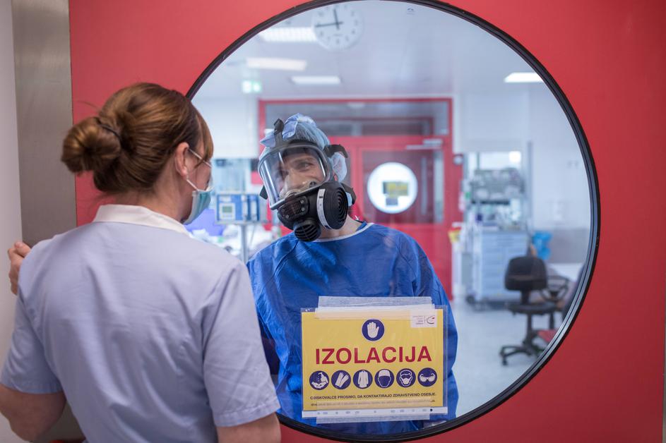 Covid-19, UKC Ljubljana