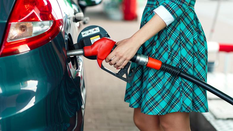 Bencin, goriva, bencinska črpalka, tankanje