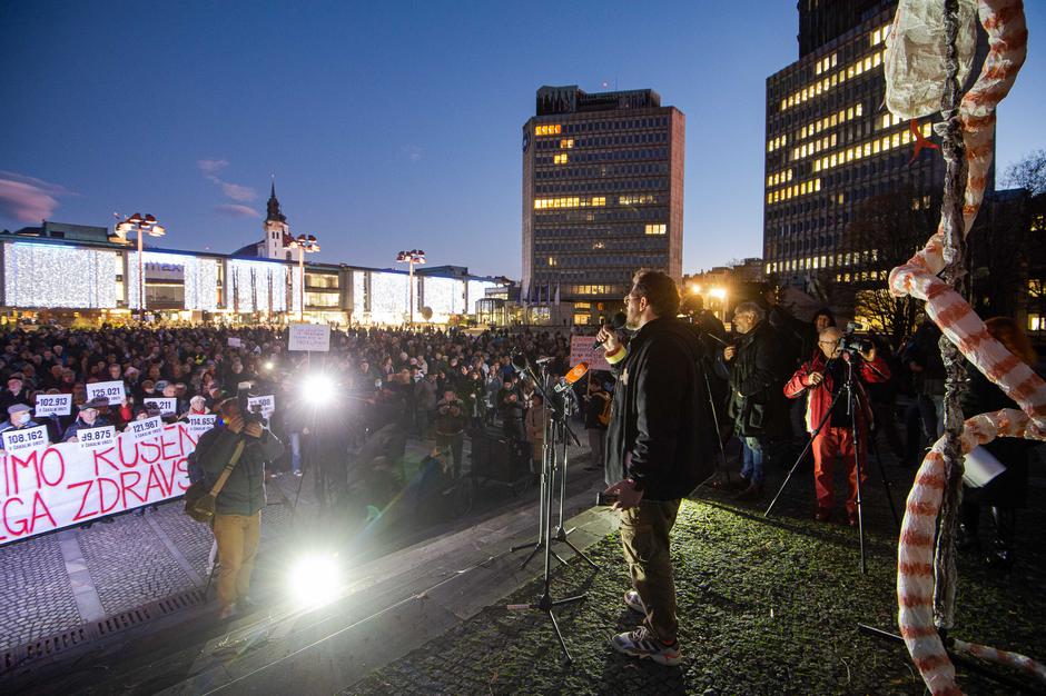 stavka pacientov | Avtor: Anže Petkovšek