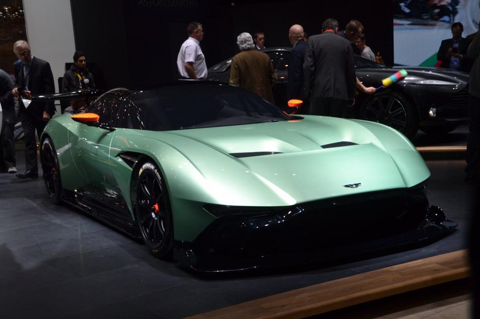 Aston martin vulcan