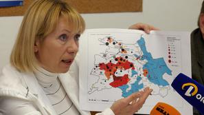 “Slika kaže na velik razkorak med vlaganji MOK in prirastom prebivalstva,” pravi