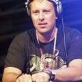 DJ Umek je na Facebooku kritiziral Sazas.