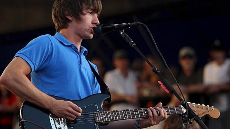 Arctic Monkeys so letos izdali "kritični" drugi album, a zaenkrat jim gre vse ko