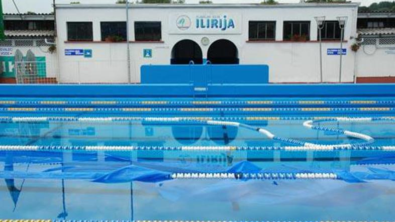 Poleg športnega centra se obetata še garažna hiša in trgovski del.