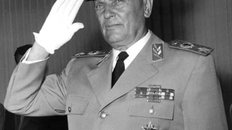 Poimenovanje ulice po Josipu Brozu Titu bi po mnenju MSi odpiralo nove rane v sl