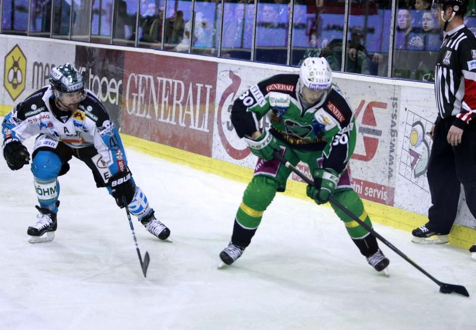 tilia olimpija linz eric pance