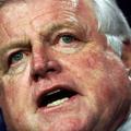 Edward Kennedy se je po možganski kapi že v nedeljo počutil bolje.