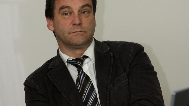 Daniel Grabar (na fotografiji) je moral lani zaradi premalo kadra na pediatriji 