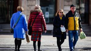 starejši, upokojenci