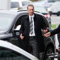 Medtem ko si je župan Popovič ogledoval porscheja in nato s prijateljem kofetkal