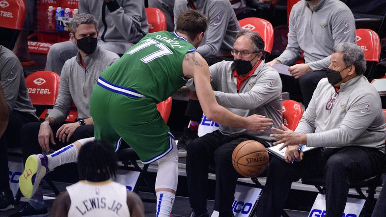 Luka Dončić in Stan van Gundy