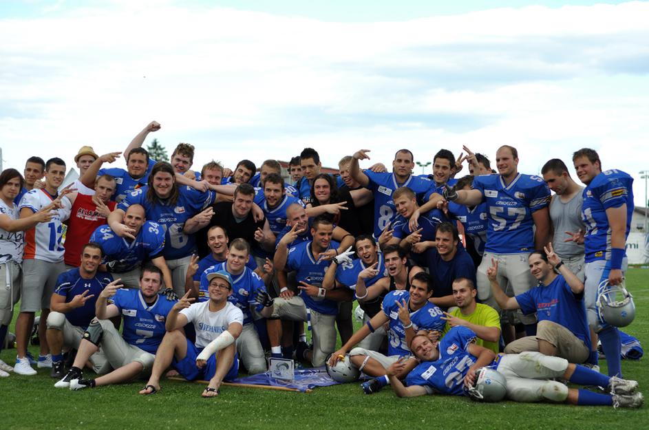 slo bowl II zmagovalci