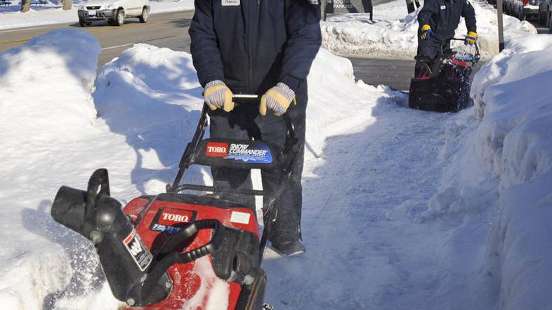 Tudi v ZDA se soočajo s polarnim mrazom in debelo snežno oddejo. (Foto: EPA)
