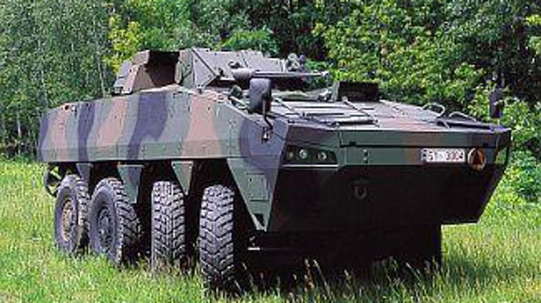 patria oklepnik bobo