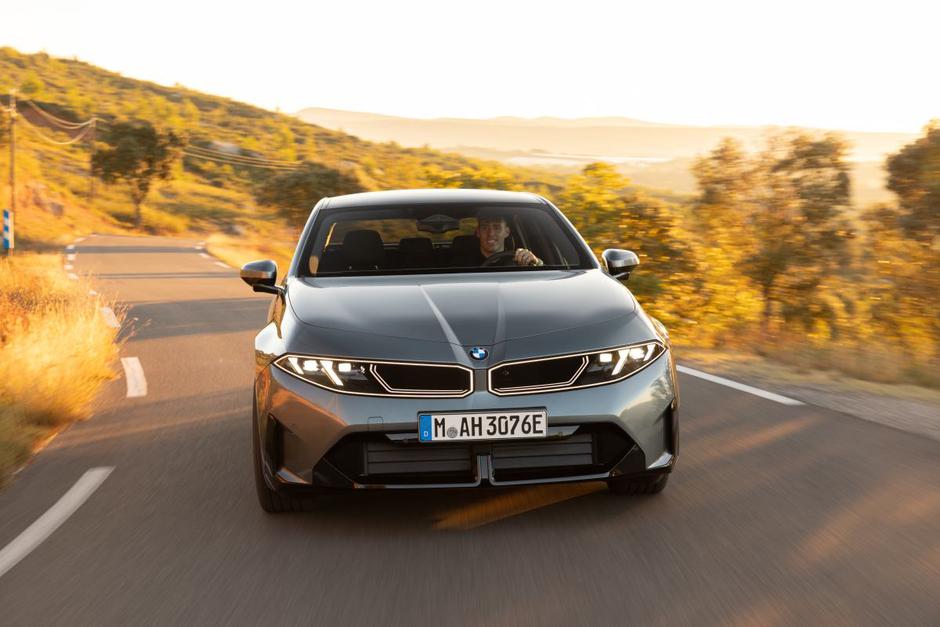 BMW serija 3 | Avtor: BMW/Wolfgang Groeger-Meier/Tom Kirkpatrick
