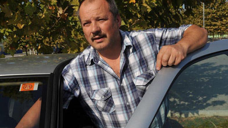 Anton Gajšek trdi, da sta policista v postopku ravnala nekorektno, zato je že na