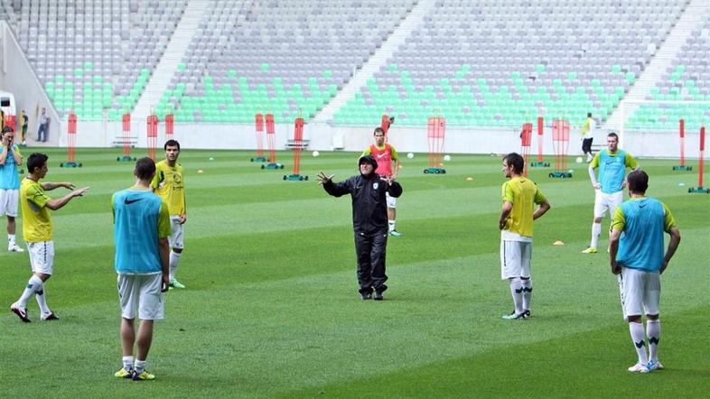 trening stožice kek slovenija pred belgija 2011