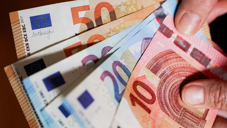 denar, bankovci, gotovina