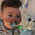 Umrl je Alfie Evans