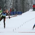 Svetlana Slepcova (desno) je takole v ciljnem sprintu ugnala Andreo Henkel in Ru