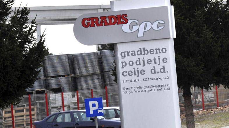 Zagovornik delavcev Gradis hiš Aleksander Cmok bo na celjsko delovno sodišče vlo