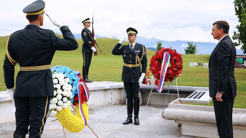 Pahor položil venec 