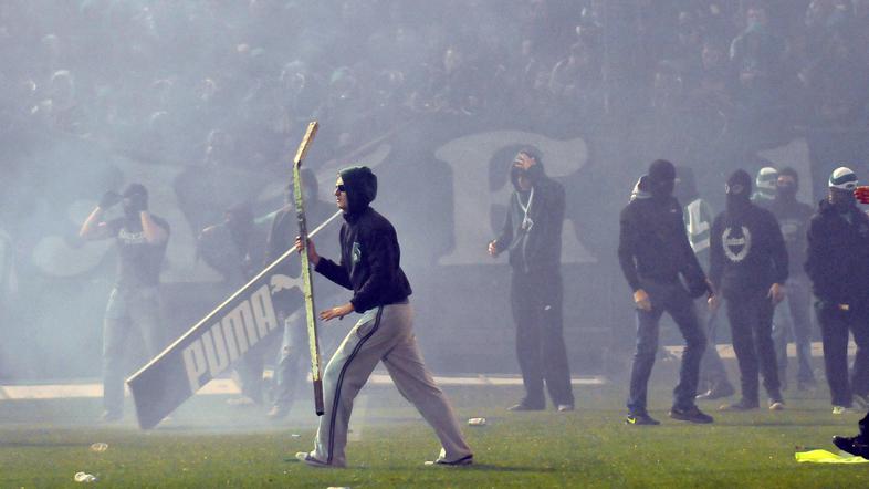 Grčija Panathinaikos Olympiacos navijači policija