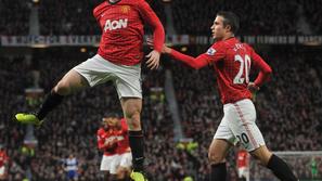 manchester united reading rooney van persie