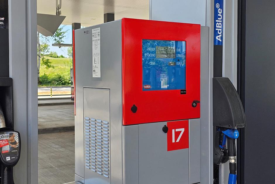 AdBlue točilni aparat | Avtor: Matija_Janežič