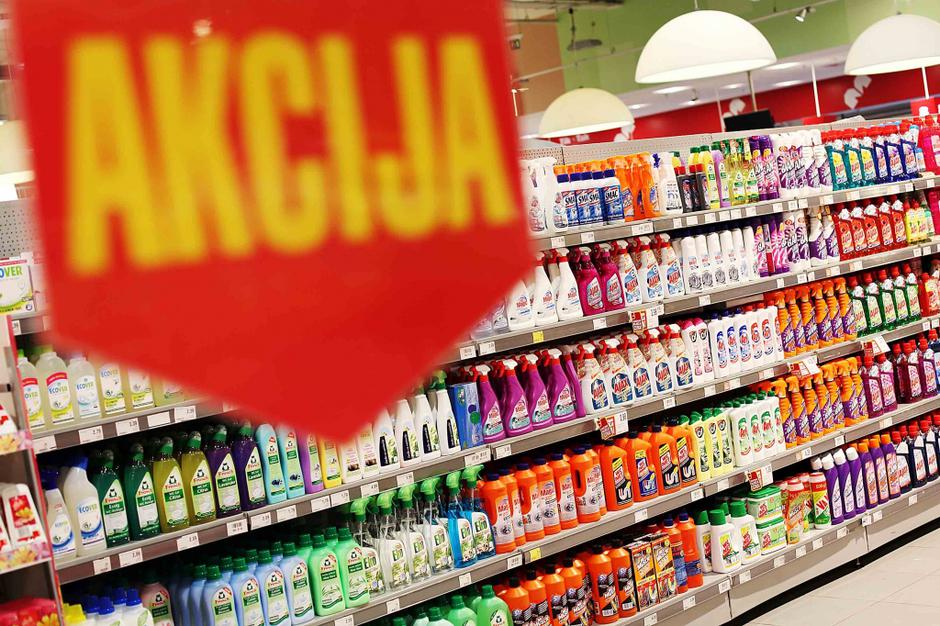 Slovenija 12.03.2014 Mercator trgovina, izdelki v akciji, nakupovanje, cistila;  | Avtor: Saša Despot/Žurnal24